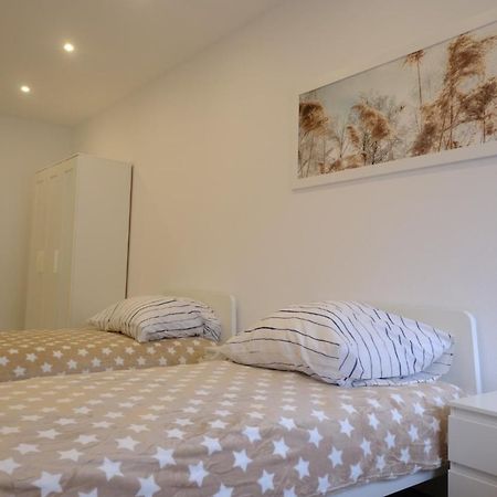 2 Zimmer Monteurswohnung Mit Kuche Und Bad Osnabrück Exterior foto